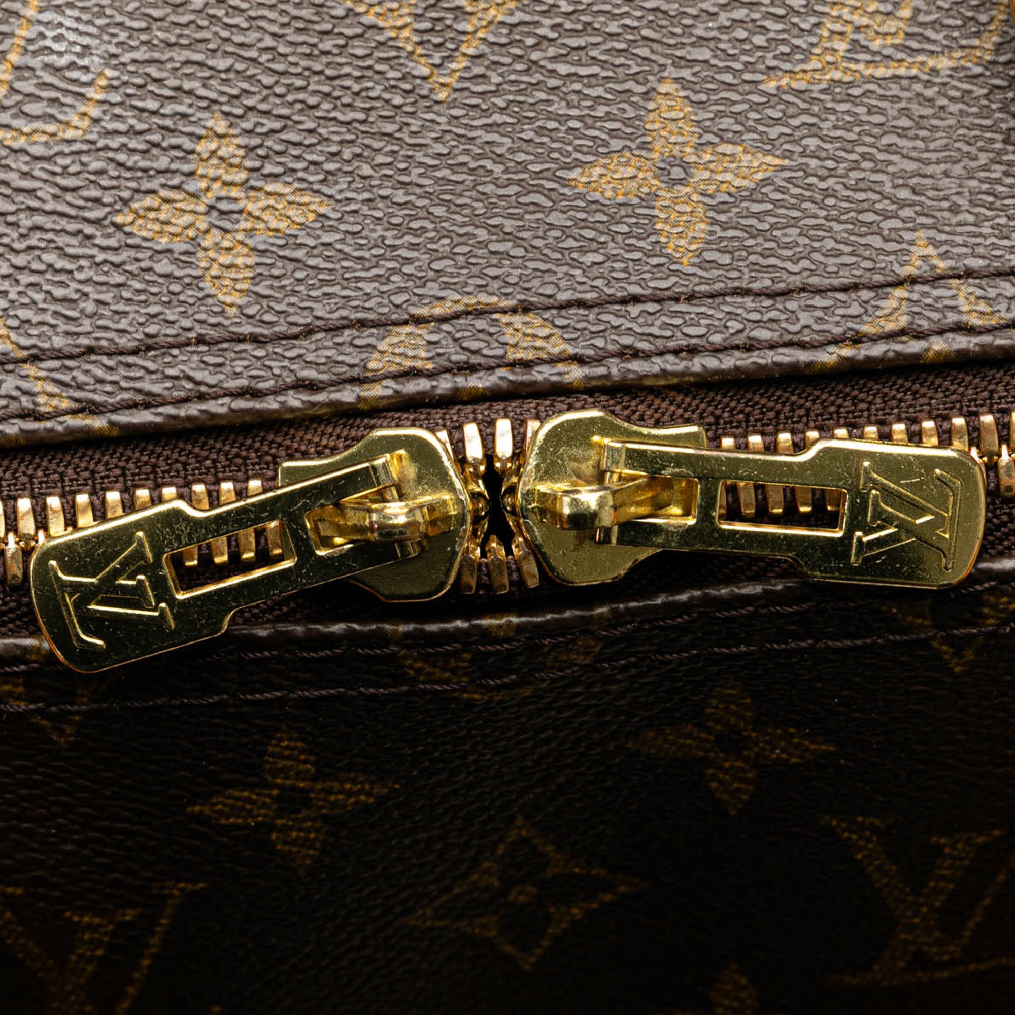 LOUIS VUITTON Monogram Keepall 50