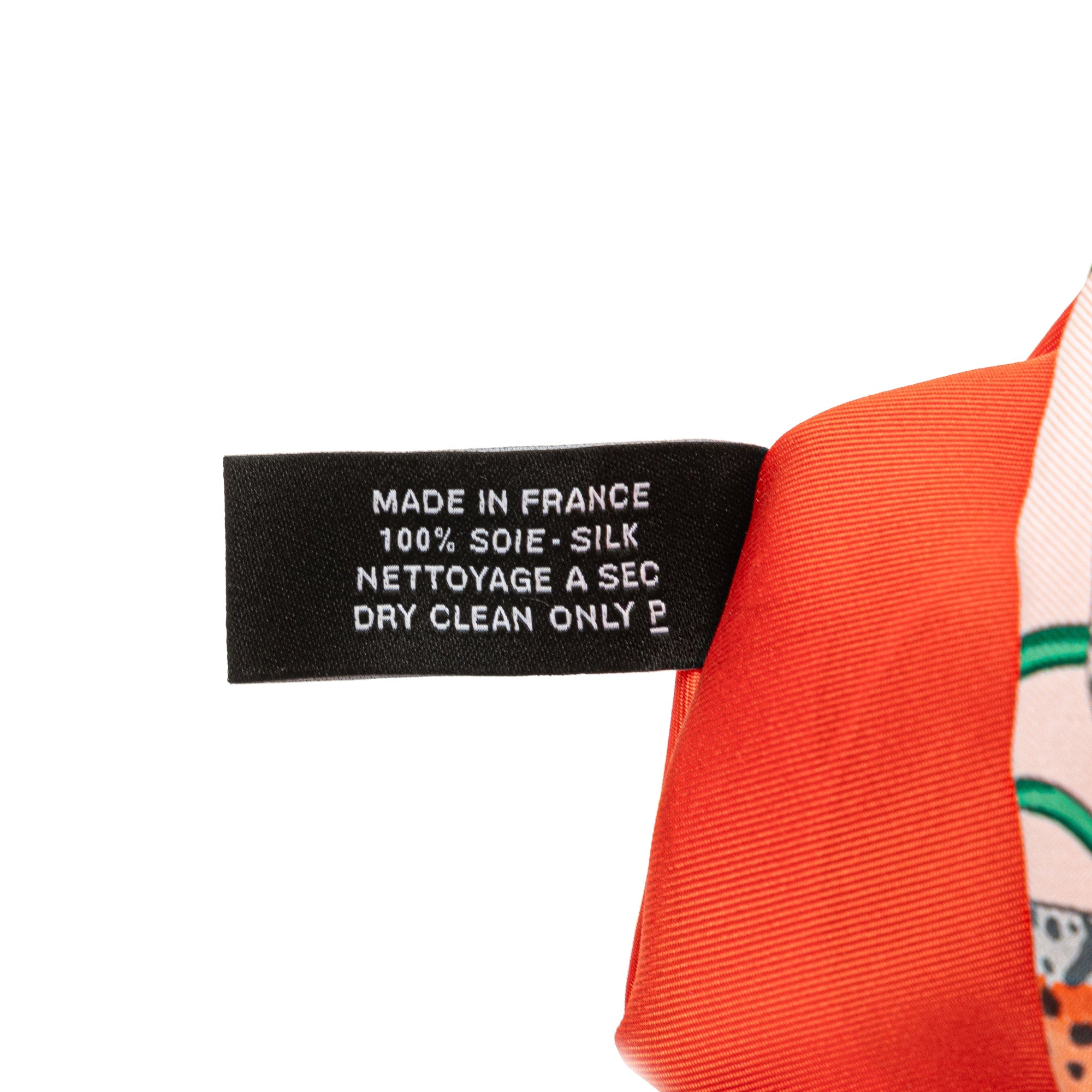 HERMÈS Silk La Marche Du Zambeze Silky City Pouch